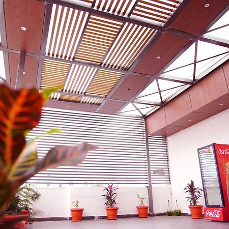 Sunshine Residency Hotel Mancheral Ngoại thất bức ảnh